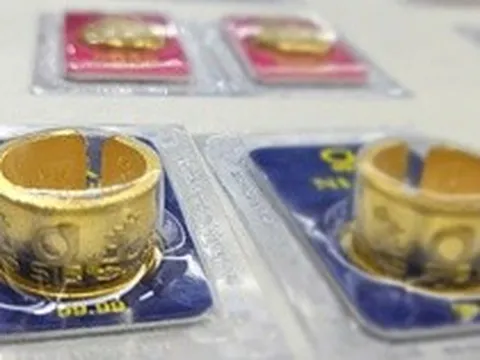 Tối 29-5, giá vàng tăng rất mạnh, bạc cũng theo sát