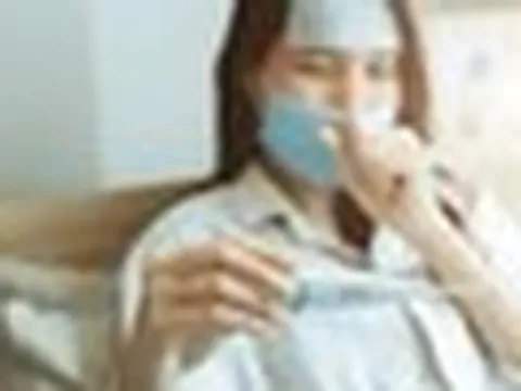 Người phụ nữ phổi toàn mảng trắng "như phủ bụi" vì thứ cứ hè tới là nhà nào cũng phải dùng
