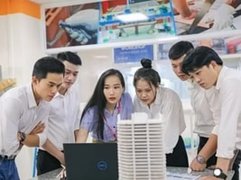 Đường sắt tốc độ cao và loạt siêu dự án tỷ USD tạo 'cơn khát' 500.000 nhân lực mỗi năm cho một ngành học, lương tới 45 triệu đồng/tháng