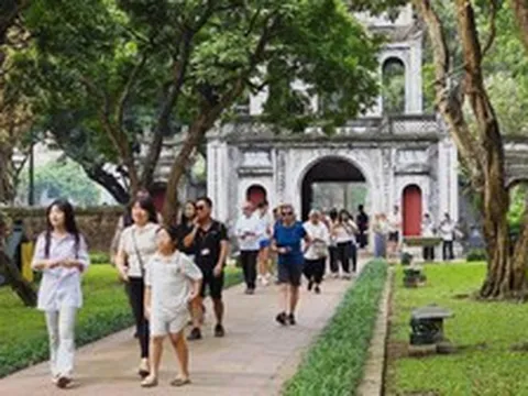 Tin cực vui: Ngay tháng sau, Hà Nội sẽ chi gần 2.000 tỷ đồng thực hiện một chính sách vượt trội, gần 9 triệu người dân Thủ đô trực tiếp hưởng lợi