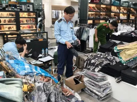 Hơn 9.000 sản phẩm vi phạm bị xóa khỏi các nền tảng mua sắm online