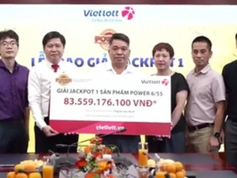 Người đàn ông trúng Vietlott 83,5 tỉ đồng: "Trúng số là niềm vui, không việc gì phải giấu mặt"