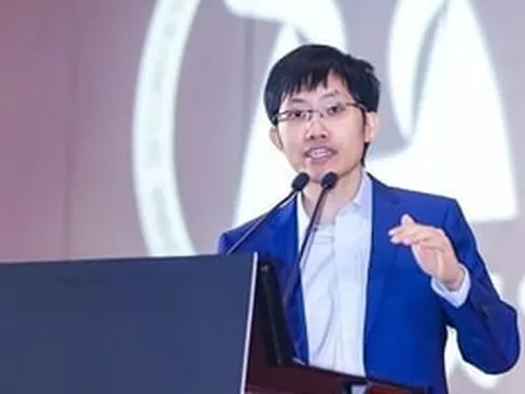 ‘Thần đồng Toán học’ 17 tuổi bước thẳng vào cánh cổng Đại học: Tốt nghiệp từ chối tập đoàn lớn, hiện đang làm gì mà tư gia 'tấp nập' người đến?