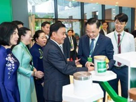 Mang giải pháp xanh đến đồng ruộng: Dấu ấn Vinachem tại Đại hội Đại biểu toàn quốc Hội Nông dân Việt Nam lần thứ IX