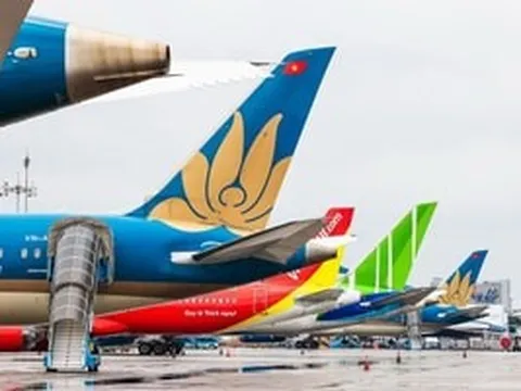 Vé máy bay từng 'nóng bỏng tay' nay giảm mạnh