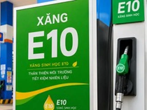 Xăng E10 để lâu có bị tách nước?