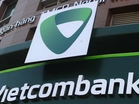 Công an Hà Nội tìm người từng giao dịch tiền bạc với một nữ nhân viên Vietcombank