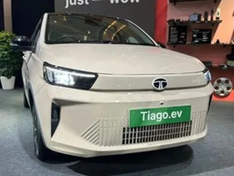 Hyundai i10 sẽ ‘lo lắng’, mẫu hatchback giá chỉ 165 triệu, thiết kế đẹp cùng chế độ bảo hành trọn đời, khách Việt sẽ thích