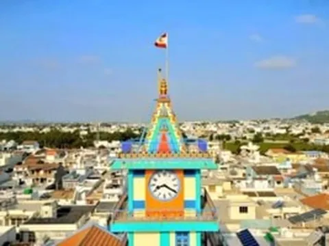 Hé lộ bí ẩn về ngôi làng không hề có bóng dáng khu công nghiệp nào nhưng lại khiến 17 ngân hàng chen chân mở cửa để giữ hộ 14.000 tỷ đồng