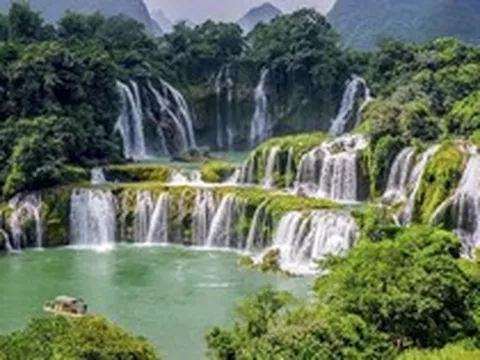 Việt Nam sở hữu thác nước tự nhiên lớn nhất Đông Nam Á, thuộc nhóm đẹp nhất thế giới