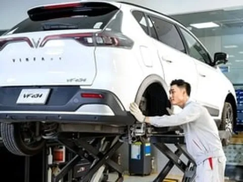 VinFast e34 sau khi lăn bánh 250.000km, Giám đốc xưởng dịch vụ lần đầu nói thật về độ chai pin, công khai luôn chi phí thay mới