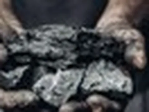 Phát minh của Trung Quốc khiến ngành xây dựng rung chuyển: Biến đá thải than siêu ô nhiễm thành cát cùng nhiều vật liệu để làm đường, đang sản xuất 1.000 tấn/ngày