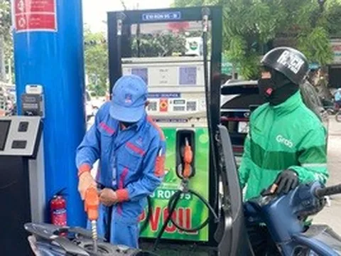 Loạt cơ chế mới cho xăng E10 được thí điểm, giá E10RON95-III tính thế nào?