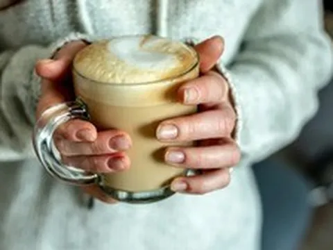 Tỉ lệ đột tử và đau tim cao nhất vào buổi sáng: 4 loại thực phẩm nên tránh tiêu thụ trước 9 giờ sáng