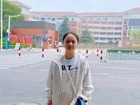 Nữ thủ khoa có điểm cao nhất tỉnh nhưng bị đại học top đầu từ chối thẳng, hiện đang làm gì?