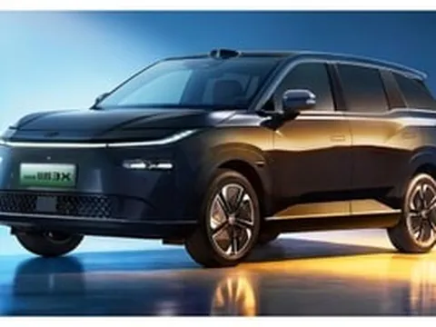 Mẫu xe điện bán chạy của Toyota tung phiên bản mới: Giá 446 triệu đồng có ghế massage và cảm biến Lidar