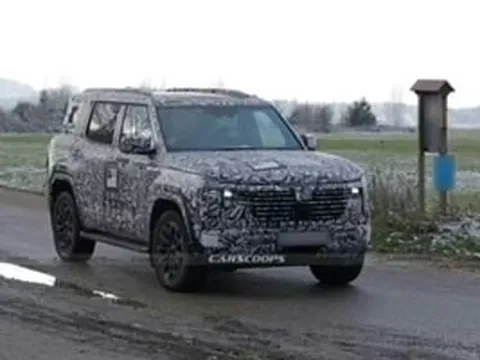 Cao hơn Prado, rộng hơn Everest: Khám phá mẫu SUV đầu bảng đánh dấu sự trở lại của Mitsubishi
