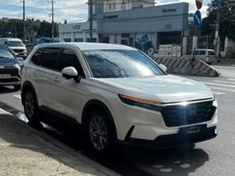 Mới lăn bánh hơn 7.000km, chủ xe Honda CR-V rao bán và công khai giá: Có hấp dẫn để ‘chốt’ không?