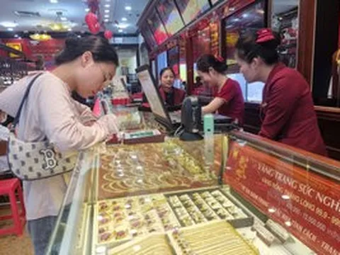 Từ ngày 1/7: Giao dịch bán vàng miếng đã phải nộp thuế chưa, cần biết để thực hiện?