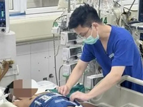 Bị điện giật ngừng tim, người đàn ông sống sót nhờ cách sơ cứu ít người biết