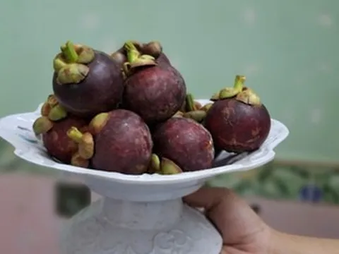 Nghe lời mỉa mai trong đám giỗ, vợ nói một câu khiến cả họ bỏ về