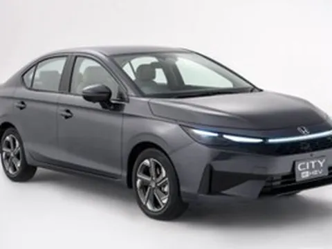 Hơn 10.000 người đặt cọc chờ đợi một mẫu sedan hạng B vừa ra mắt: Sức hút đến từ động cơ hybrid, công nghệ an toàn chủ động và giá bán chỉ từ 450 triệu đồng