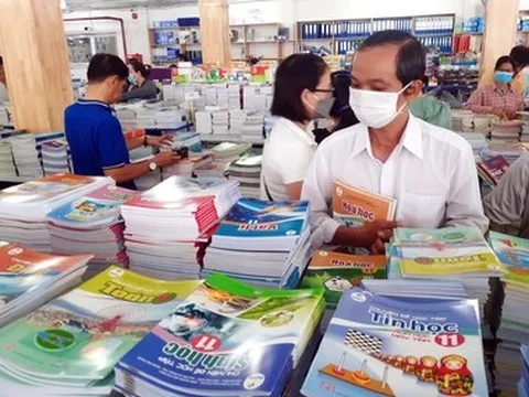 Chủ tịch TP.HCM Nguyễn Văn Được: Bắt đầu từ năm học 2026-2027 sẽ miễn phí sách giáo khoa