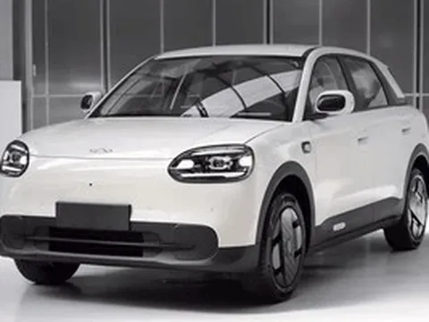Giá từ 355 triệu đồng, mẫu hatchback điện chạy 400 km/lần sạc, công nghệ phong phú, sẽ là ‘kình địch’ mới của Mazda2 và Toyota Yaris