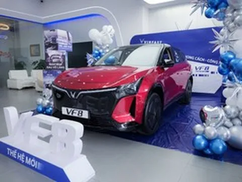 Tin từ đại lý: Bảng giá xe điện VinFast mới khiến khách hàng 'đứng ngồi không yên', mẫu xe cực hot giảm 100 triệu đồng