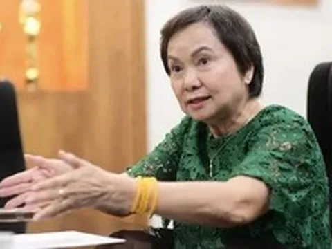 PNJ giảm sàn hai phiên, em trai Chủ tịch muốn 'gom' lượng lớn cổ phiếu