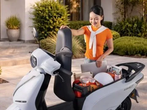 Quên Honda Lead đi, đây mới là những chiếc xe máy sở hữu 'siêu cốp' lớn nhất thị trường Việt