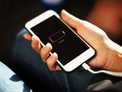 Chỉ mất 30 giây, biết ngay điện thoại Android có cần thay pin hay chưa