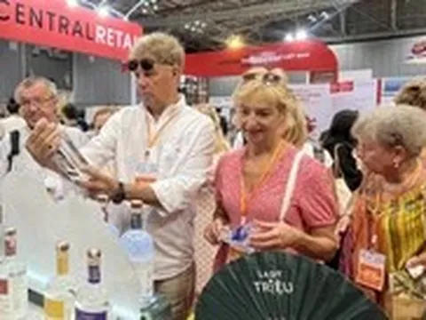 Tin tức sáng 7-7: Tập đoàn bán lẻ Ấn Độ, Trung Quốc đến TP.HCM; Các trường hợp tiếp nhận vào viên chức