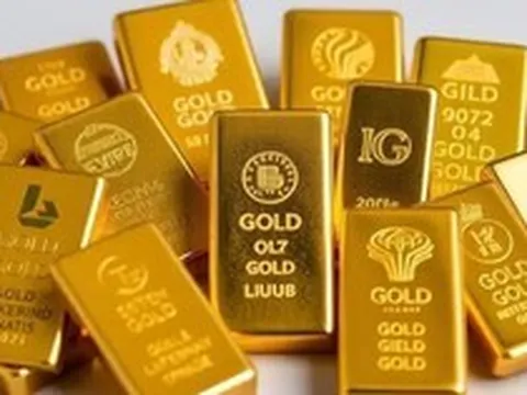 Tối 8/7, giá vàng thế giới quay đầu rớt mạnh