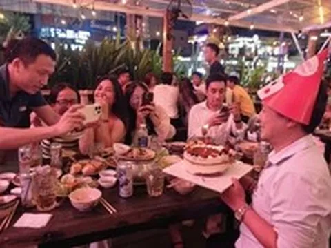 Thế giới thu phí bản quyền âm nhạc hàng, quán, khách sạn ra sao?