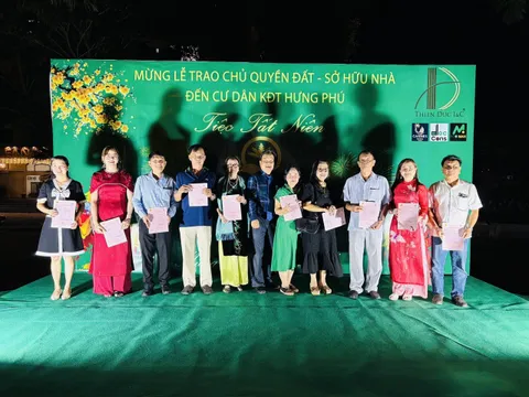 Bến Tre: Dự án Khu đô thị Hưng Phú trao "sổ hồng" đợt đầu, xóa tan nỗi lo pháp lý