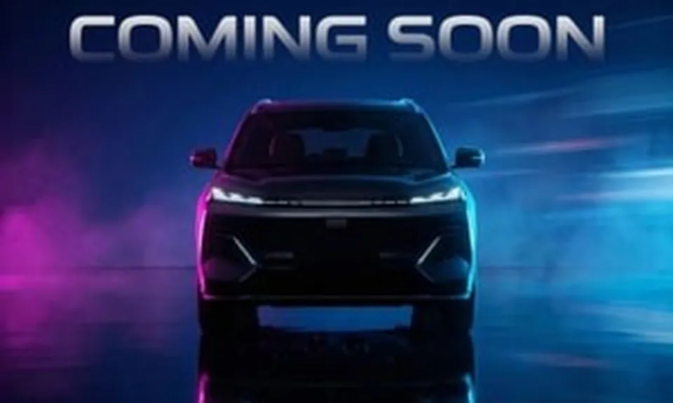 Geely EX5 EM-i chốt giá 840 triệu: SUV cỡ C đi 100km chỉ tốn 2,68 lít xăng, công nghệ ngập tràn, phả hơi nóng vào 'Mazda CX-5'